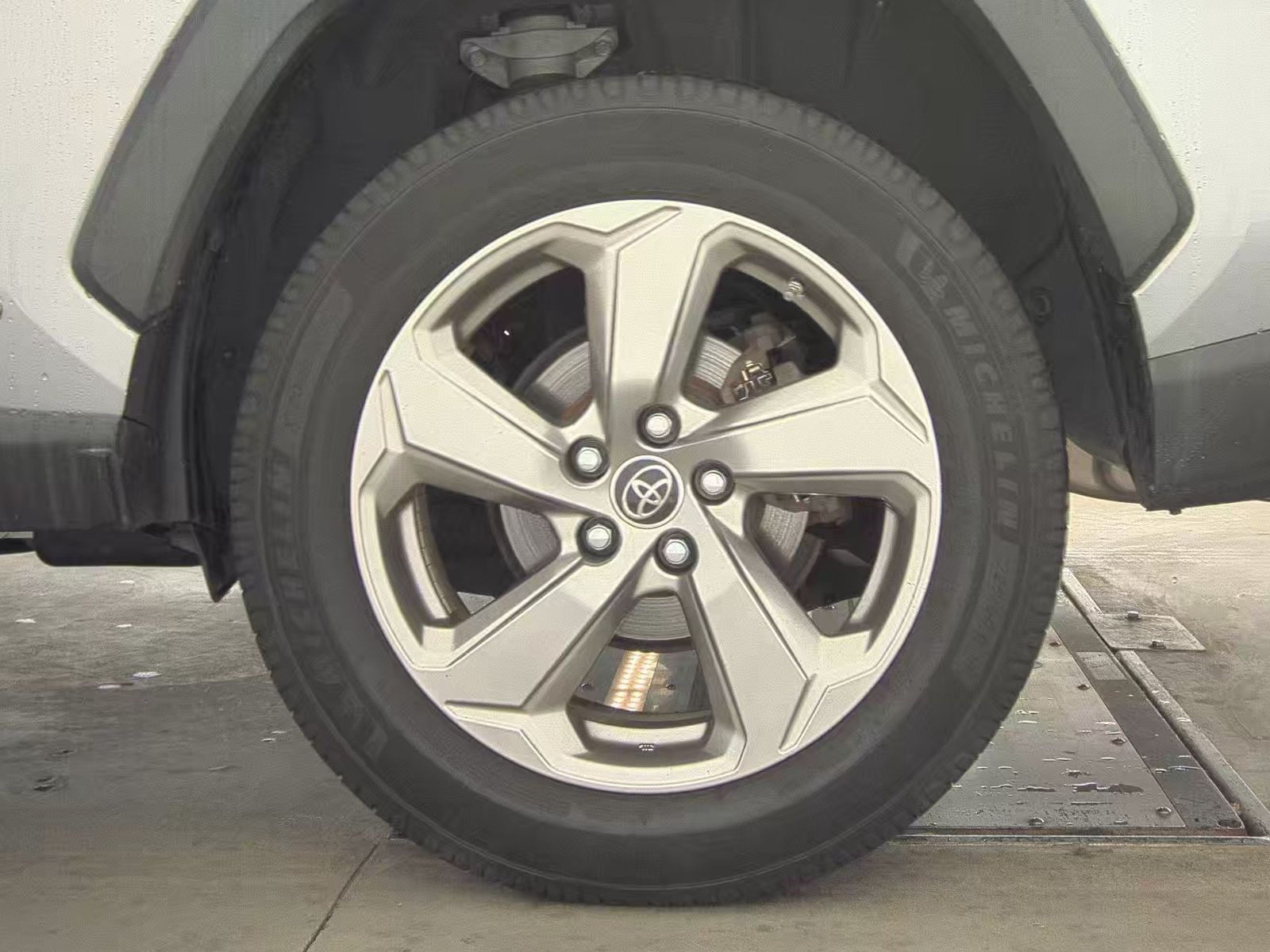 2019 Toyota RAV4 Hybrid Limited AWD