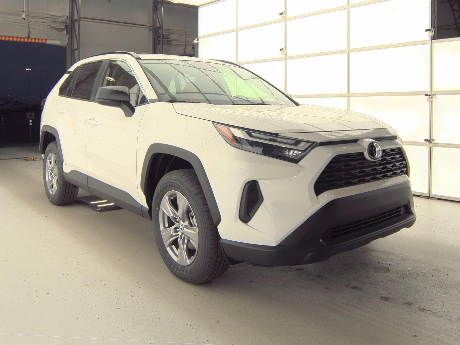 2025 Toyota RAV4 Hybrid LE AWD