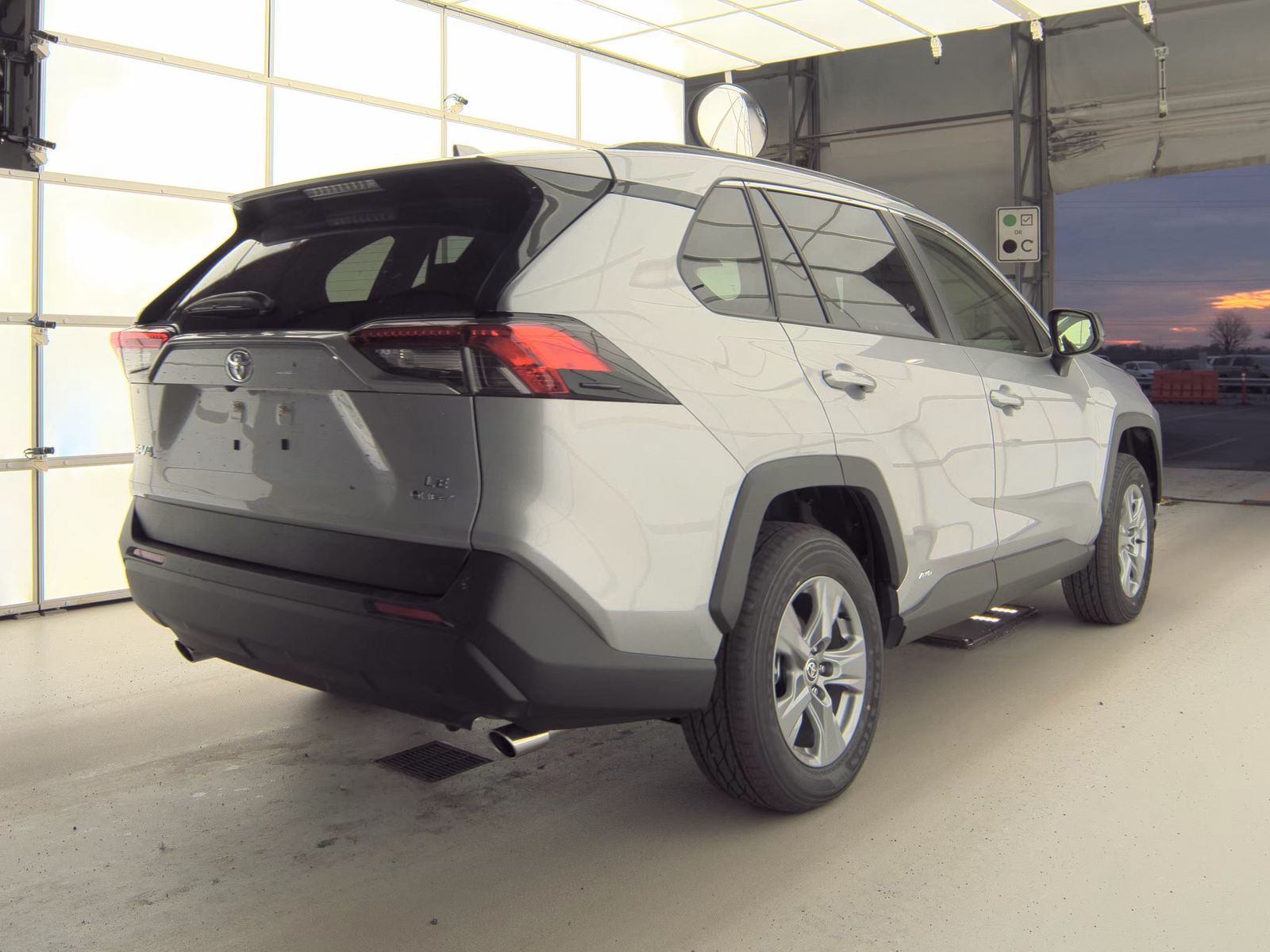 2025 Toyota RAV4 Hybrid LE AWD