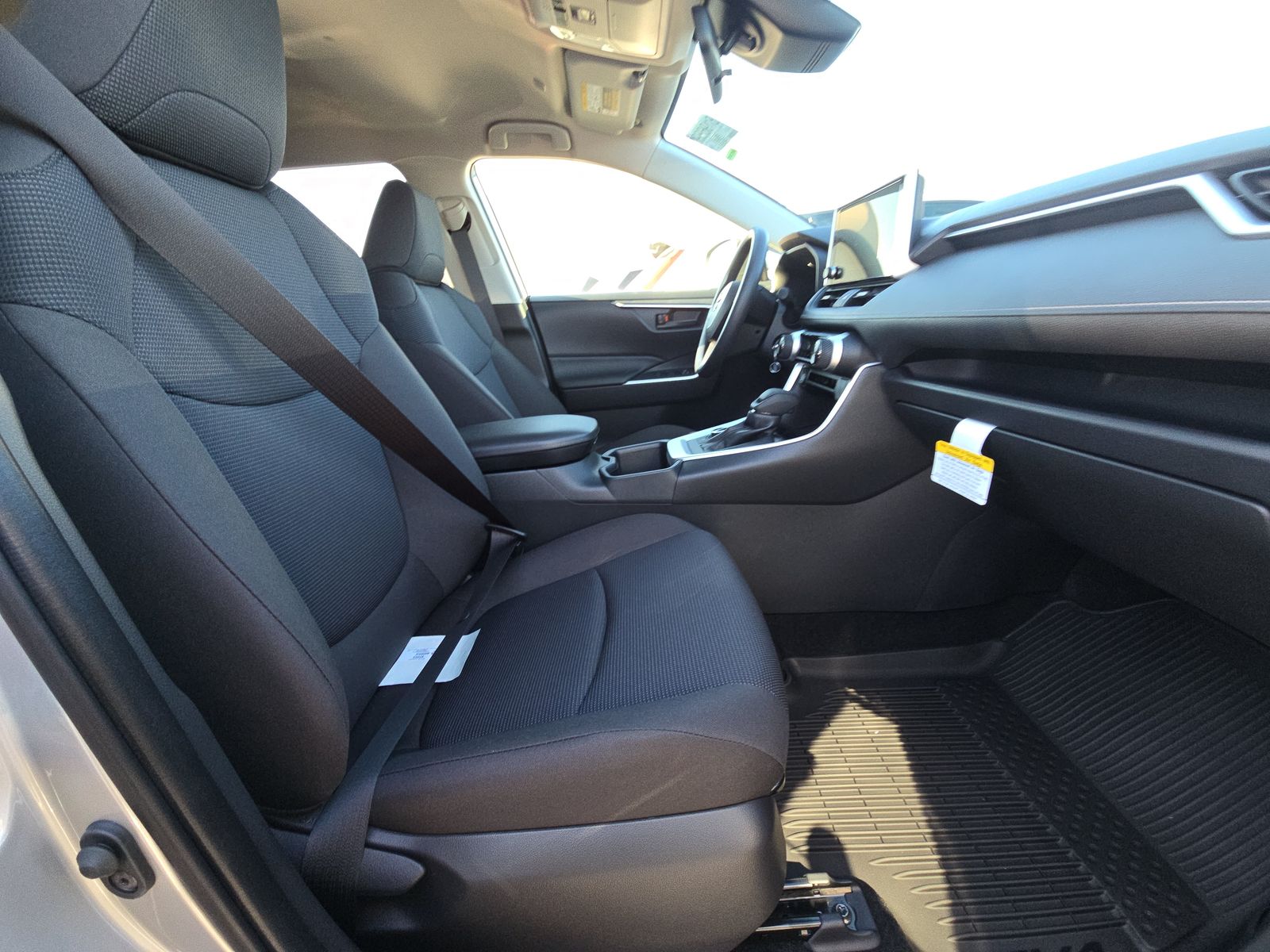 2025 Toyota RAV4 Hybrid LE AWD