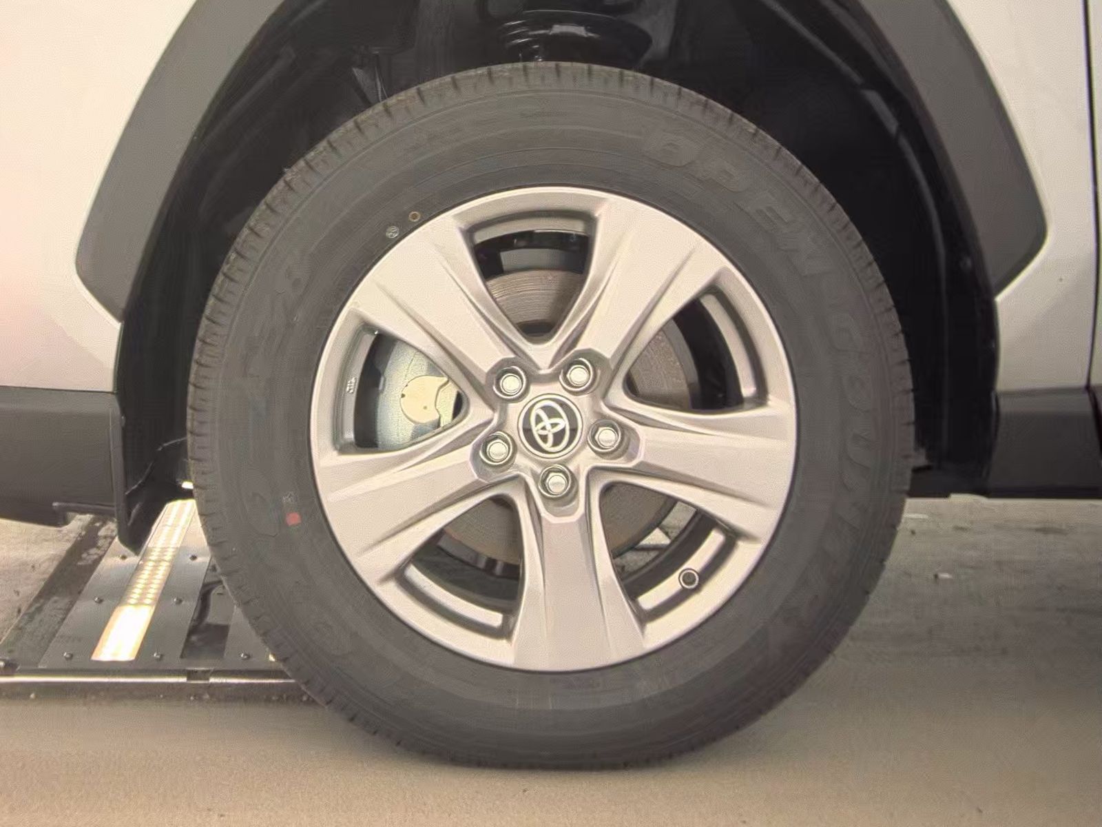 2025 Toyota RAV4 Hybrid LE AWD