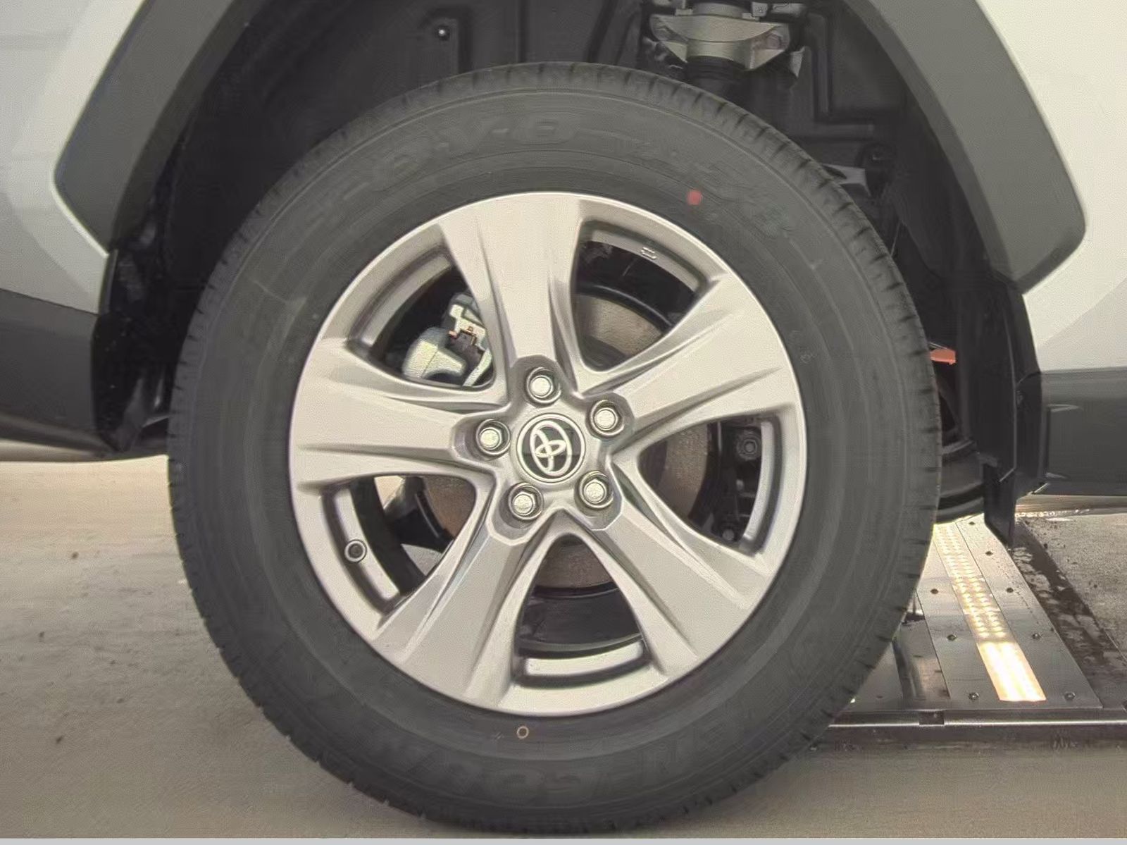 2025 Toyota RAV4 Hybrid LE AWD