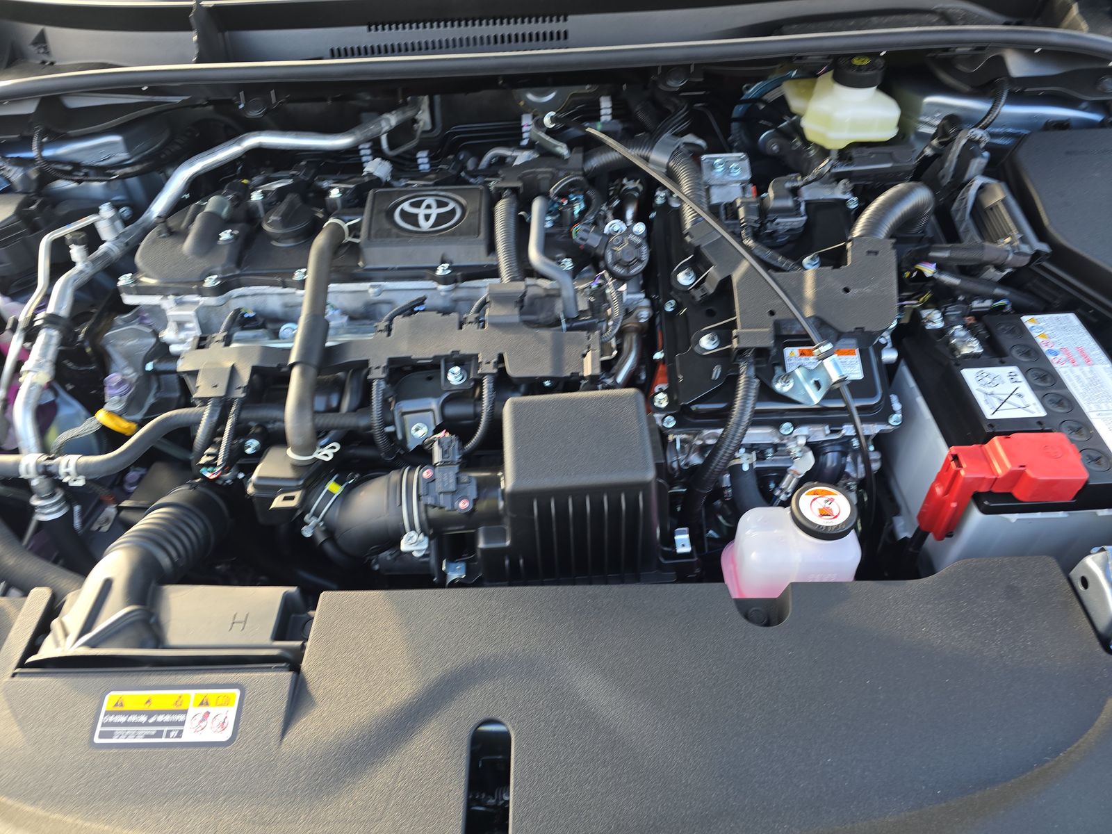 2025 Toyota Corolla Hybrid LE FWD