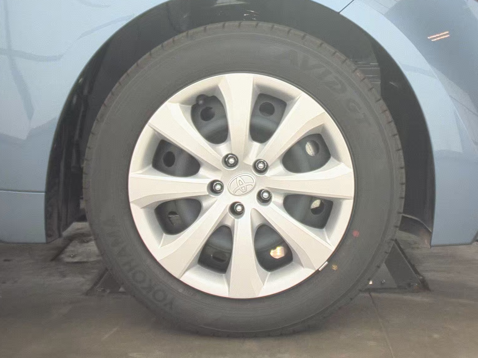 2025 Toyota Corolla Hybrid LE FWD