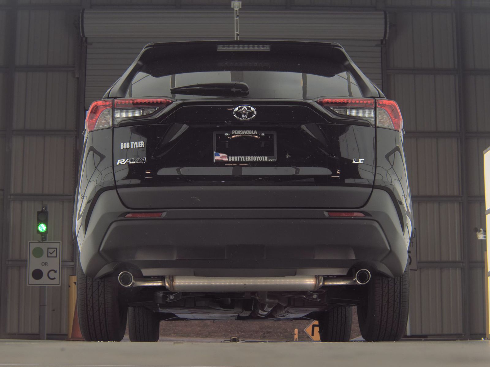 2025 Toyota RAV4 LE FWD