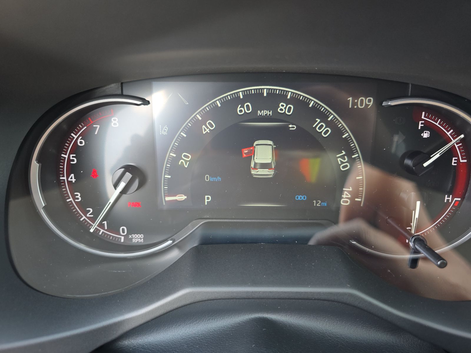 2025 Toyota RAV4 LE FWD