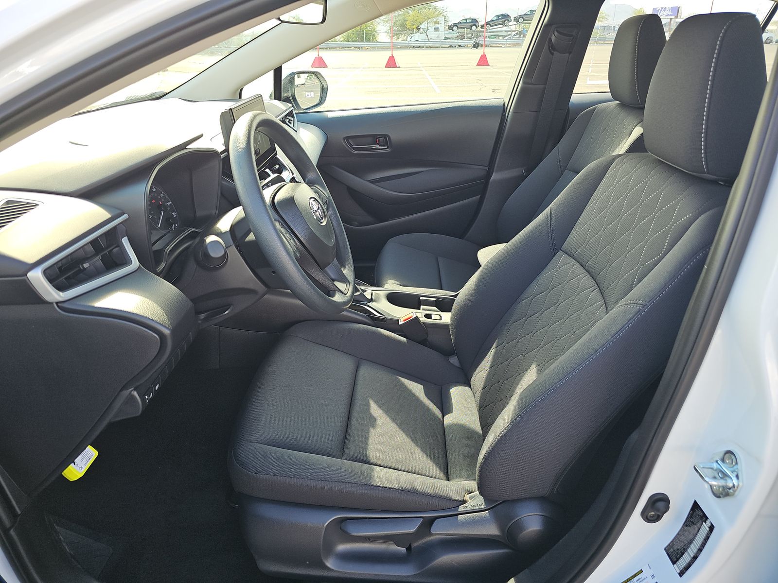 2025 Toyota Corolla LE FWD