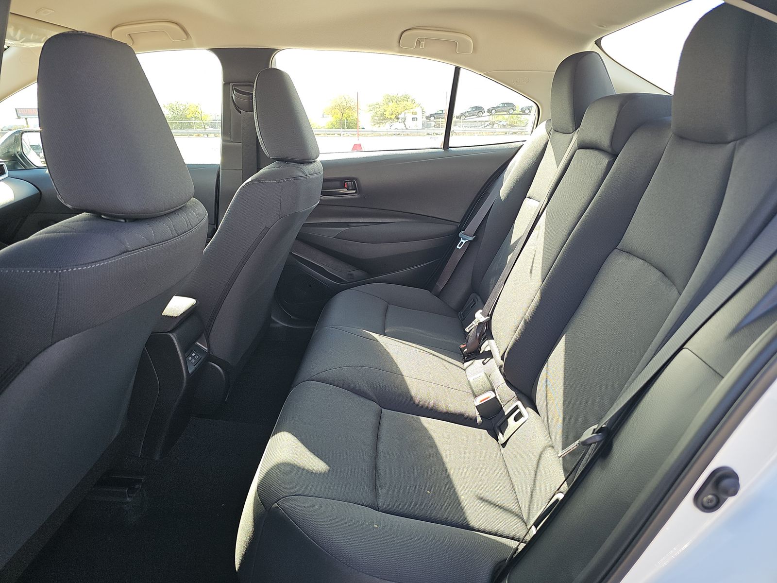 2025 Toyota Corolla LE FWD