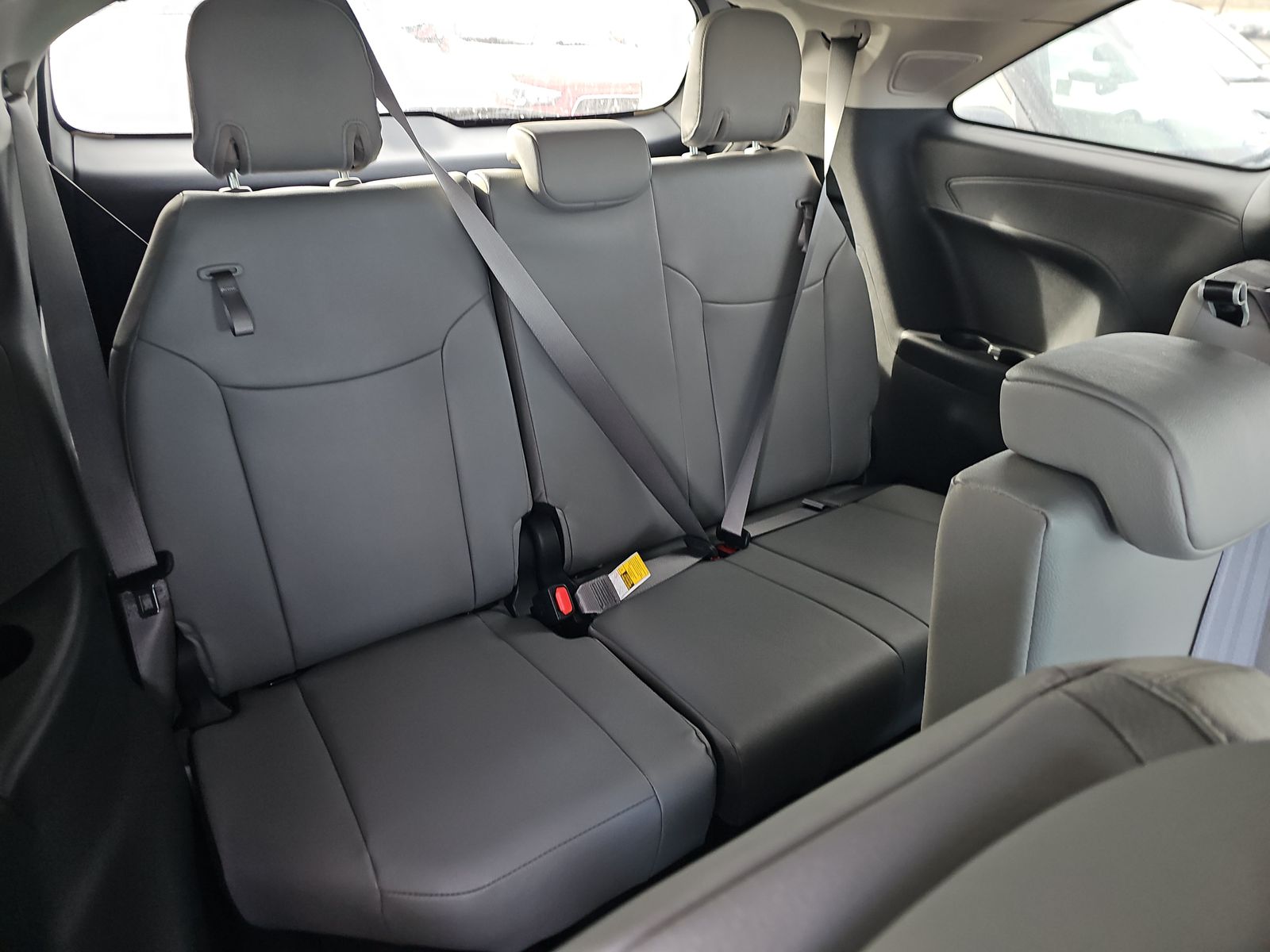 2025 Toyota Sienna XLE FWD