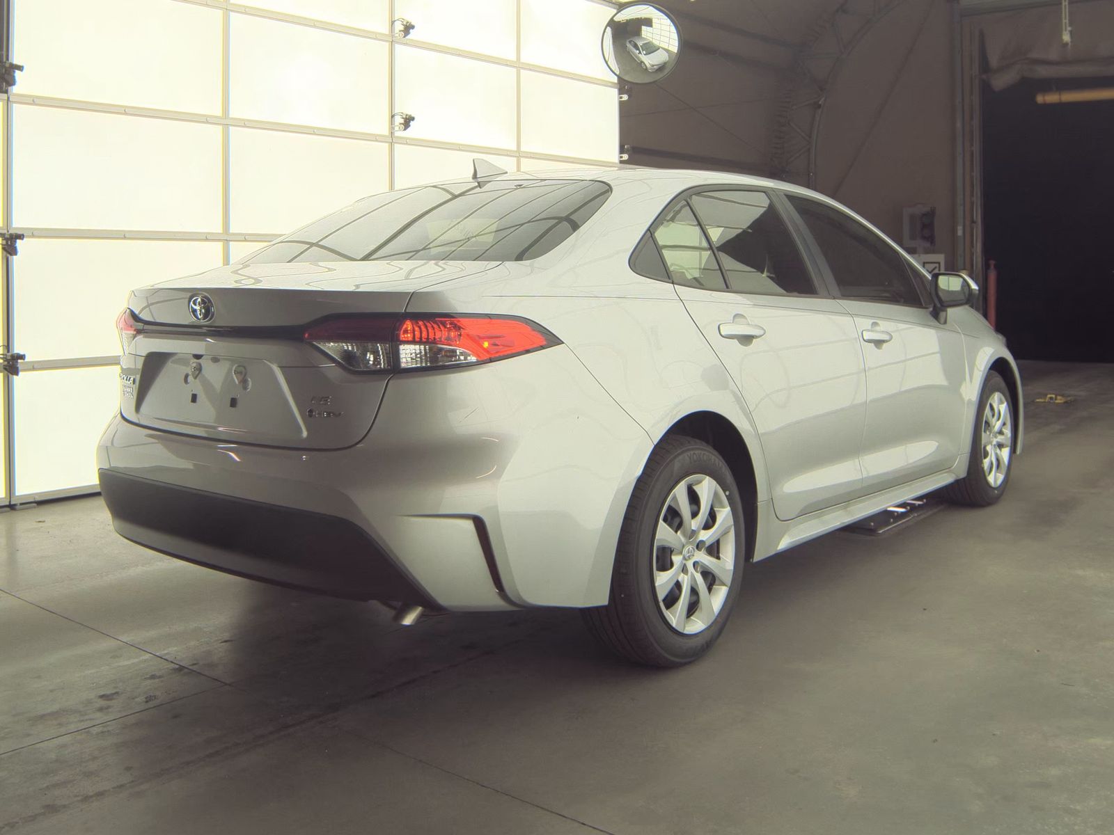 2025 Toyota Corolla Hybrid LE FWD