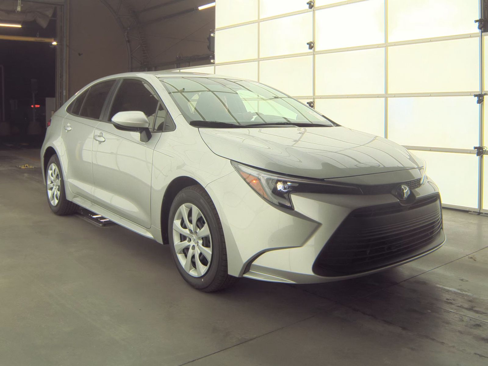 2025 Toyota Corolla Hybrid LE FWD