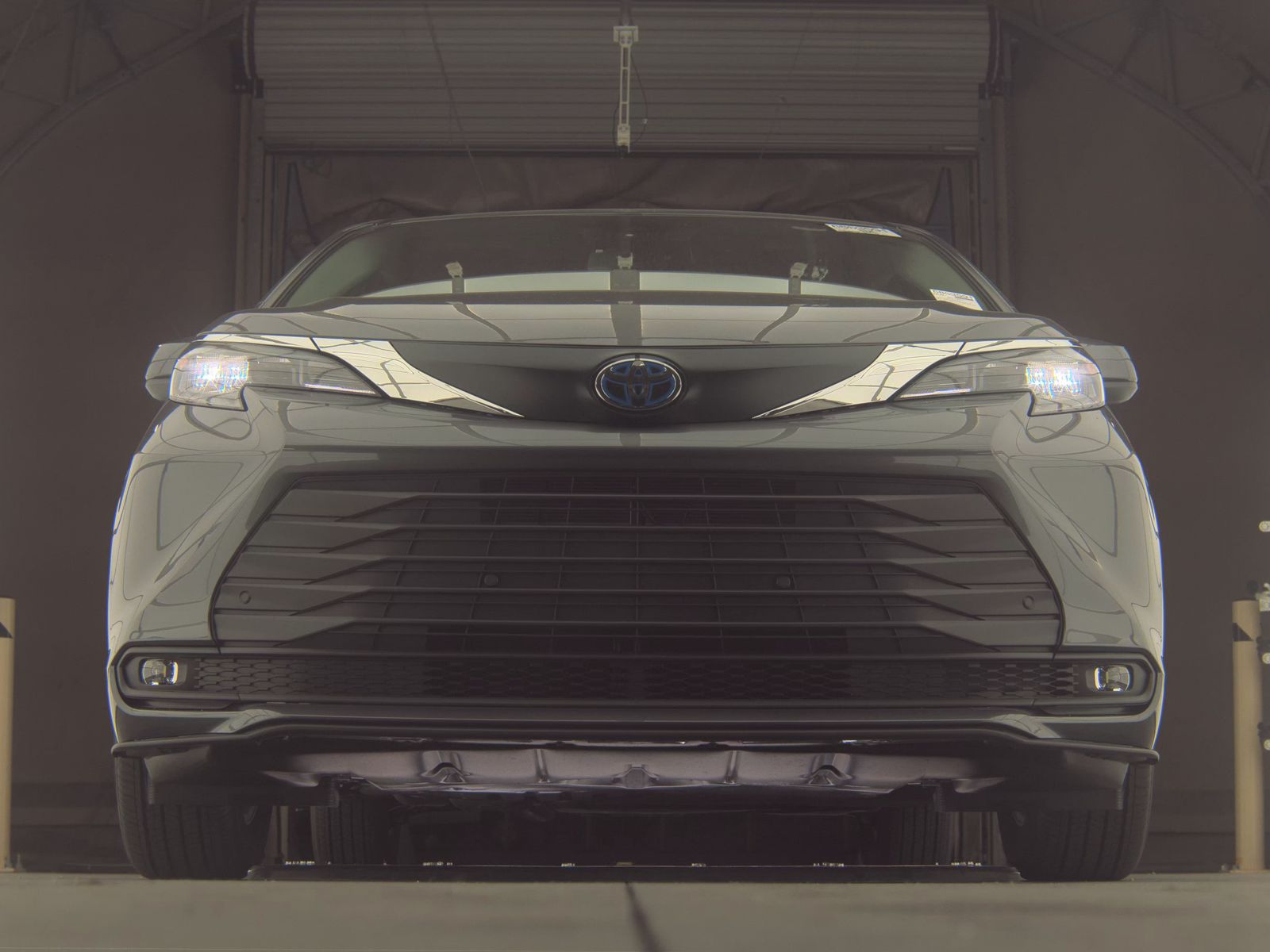 2025 Toyota Sienna XLE FWD