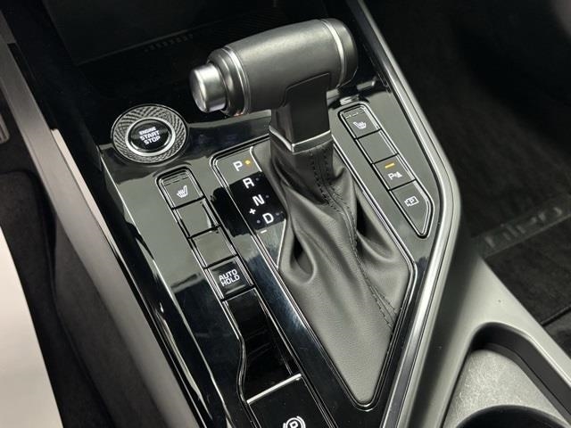 2023 Kia Niro EX FWD