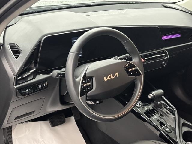 2023 Kia Niro EX FWD