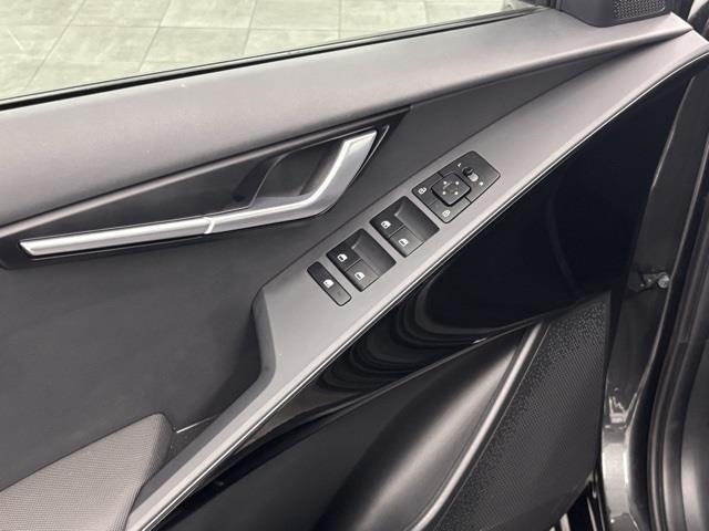 2023 Kia Niro EX FWD