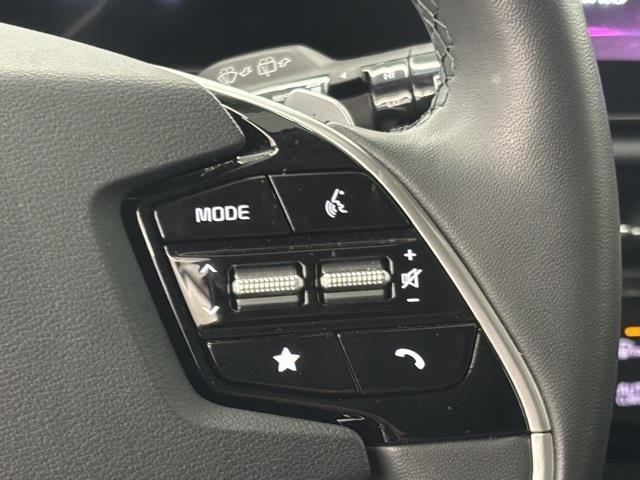 2023 Kia Niro EX FWD