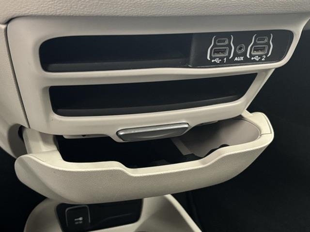 2024 Chrysler Pacifica Hybrid Select FWD