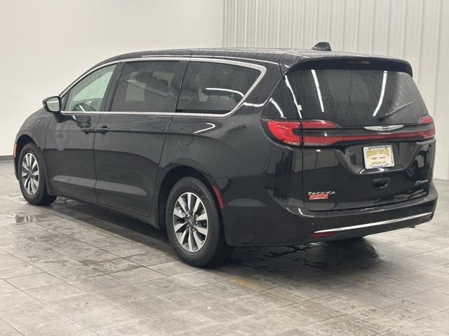 2024 Chrysler Pacifica Hybrid Select FWD