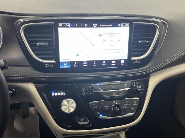 2024 Chrysler Pacifica Hybrid Select FWD