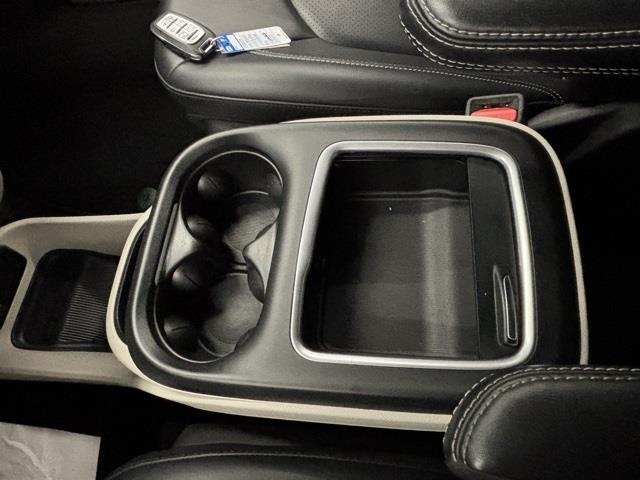 2024 Chrysler Pacifica Hybrid Select FWD