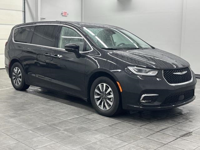 2024 Chrysler Pacifica Hybrid Select FWD