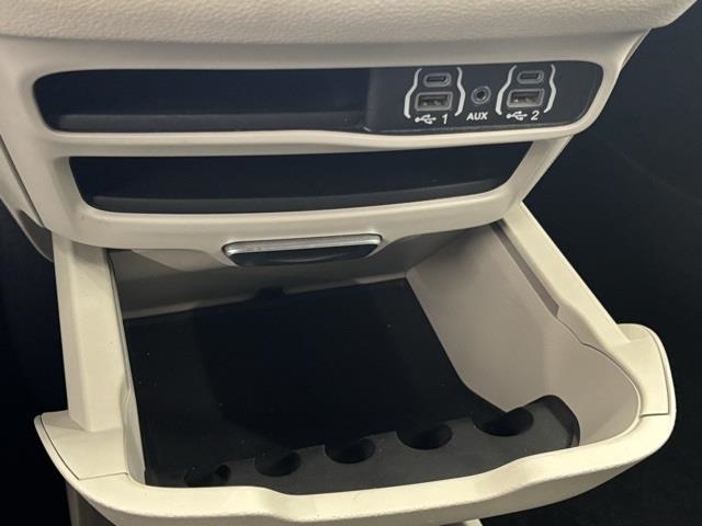 2024 Chrysler Pacifica Hybrid Select FWD