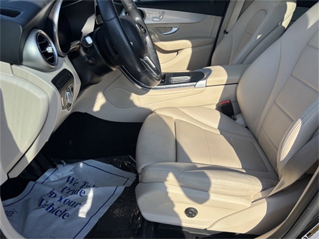 2022 Mercedes-Benz GLC GLC 300 RWD