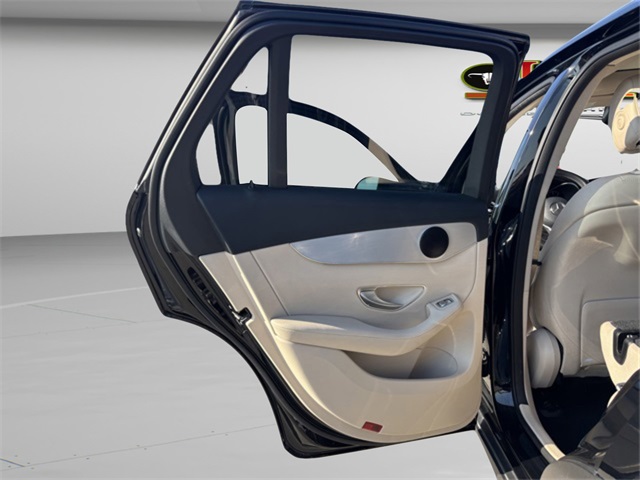 2022 Mercedes-Benz GLC GLC 300 RWD