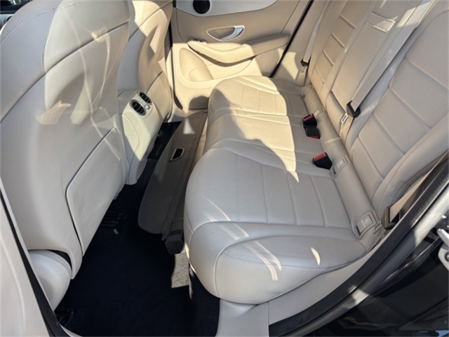 2022 Mercedes-Benz GLC GLC 300 RWD