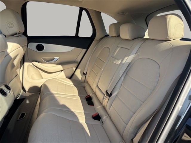 2022 Mercedes-Benz GLC GLC 300 RWD