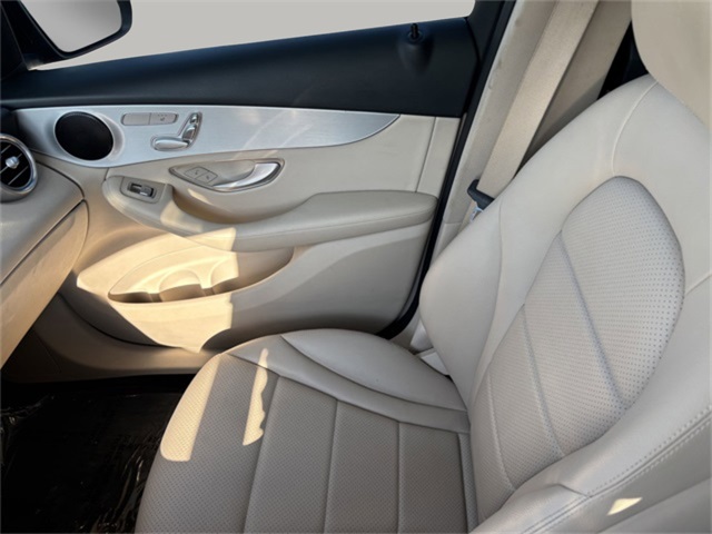 2022 Mercedes-Benz GLC GLC 300 RWD