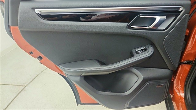 2024 Porsche Macan S AWD