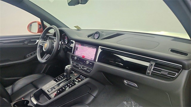 2024 Porsche Macan S AWD