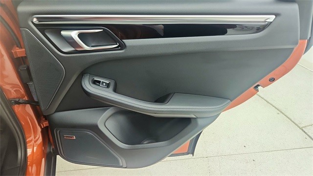 2024 Porsche Macan S AWD