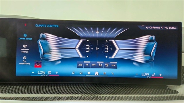 2025 BMW X6 M60i xDrive AWD