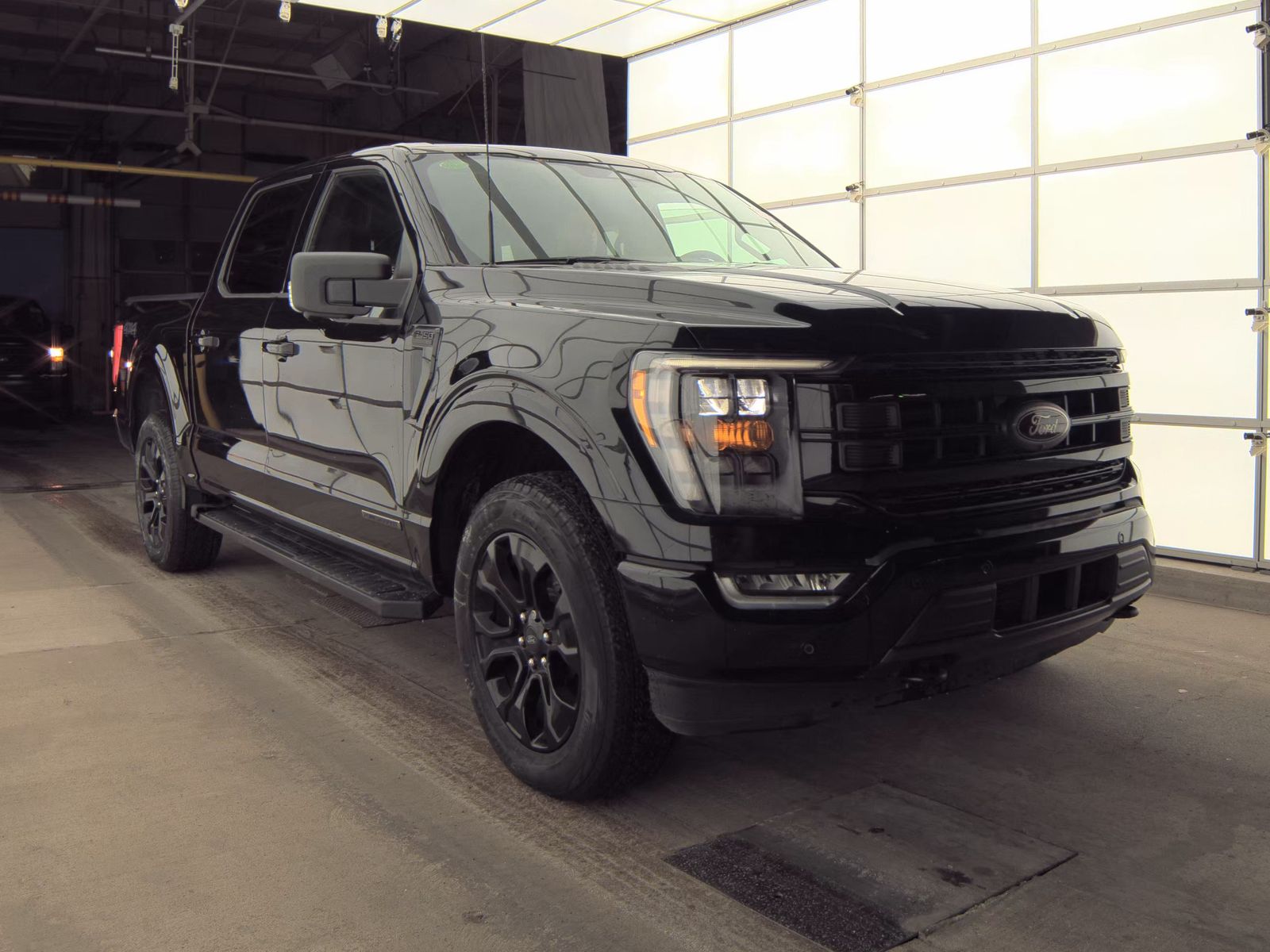 2023 Ford F-150 Hybrid XLT AWD
