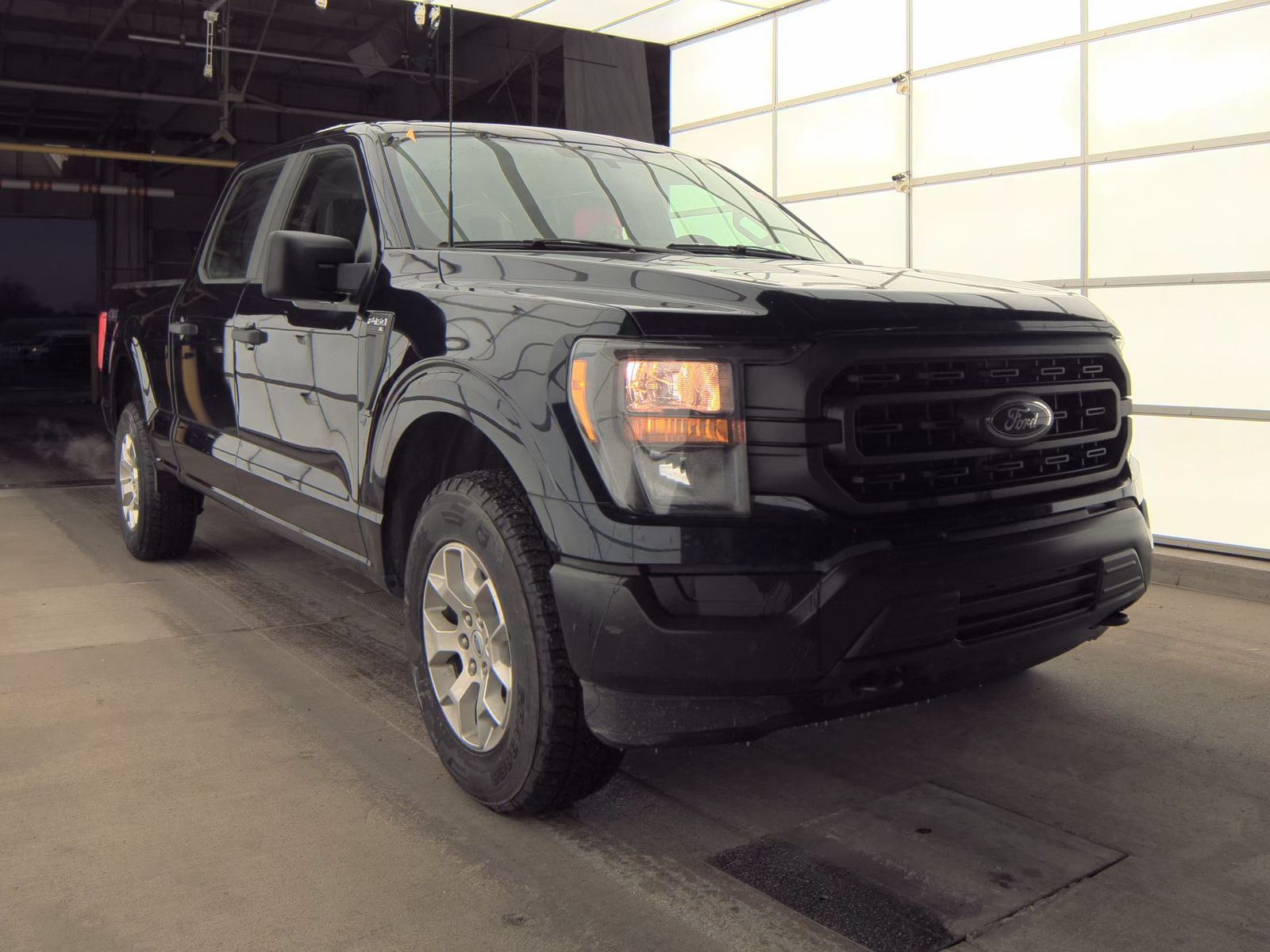 2023 Ford F-150 XL AWD