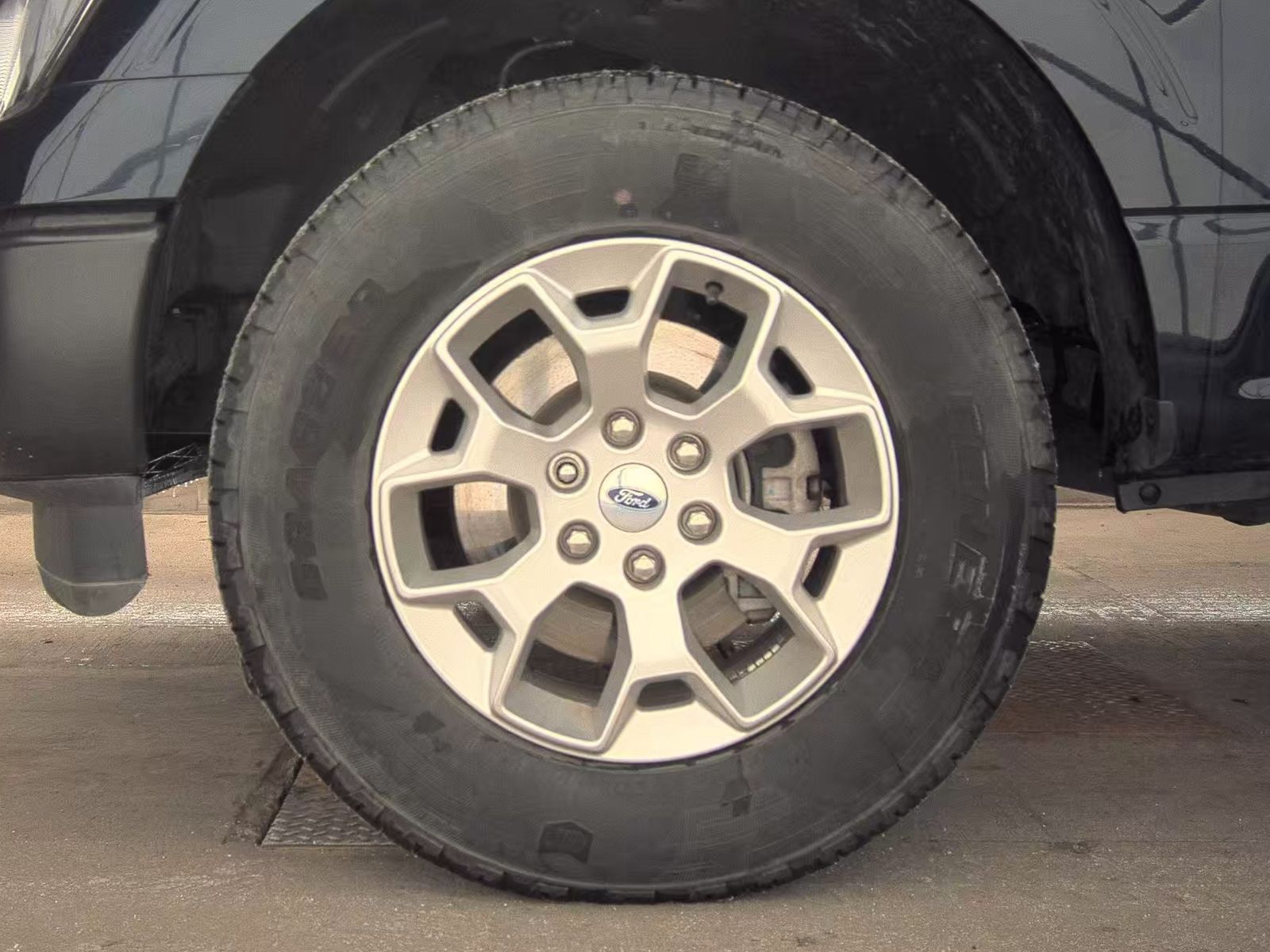 2023 Ford F-150 XL AWD