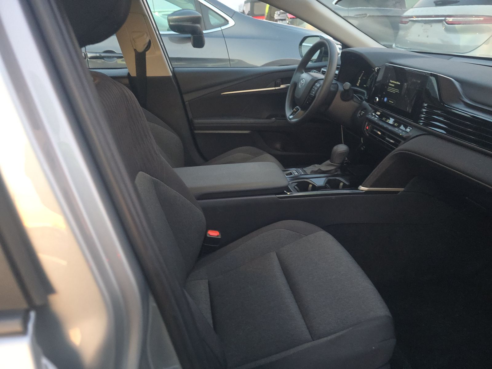 2025 Toyota Camry LE FWD