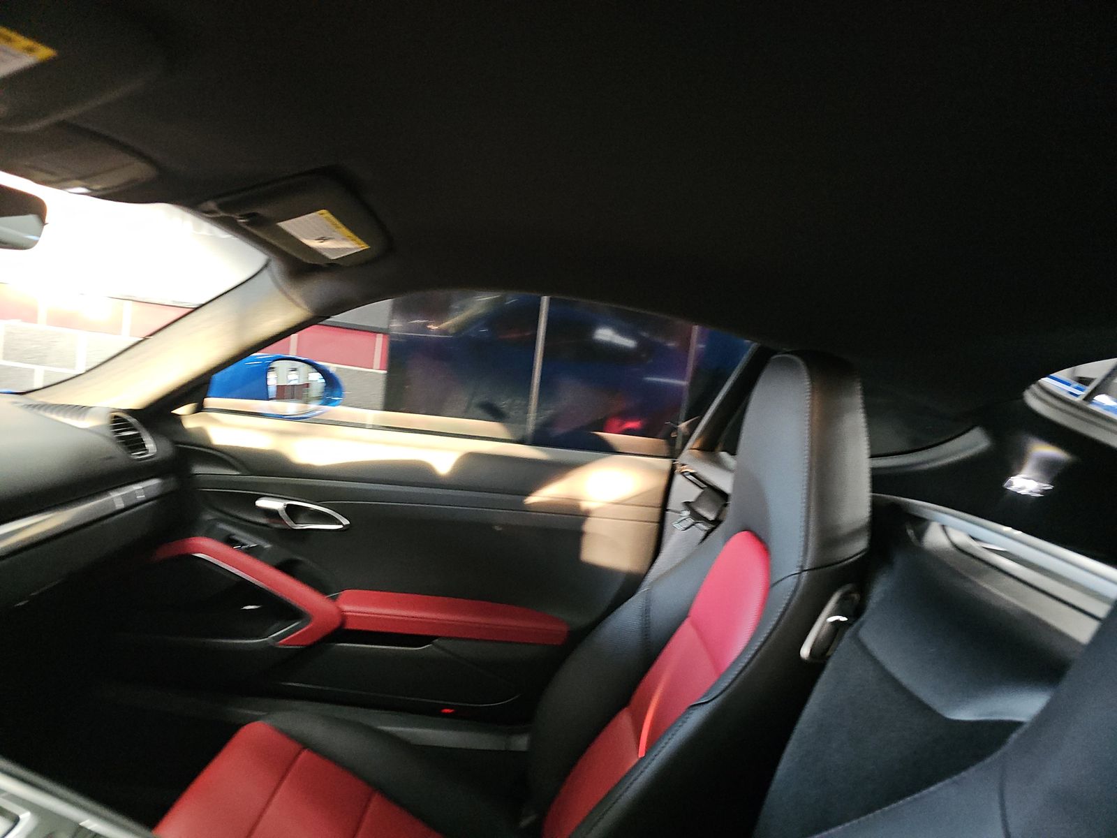 2025 Porsche 718 Cayman Base RWD