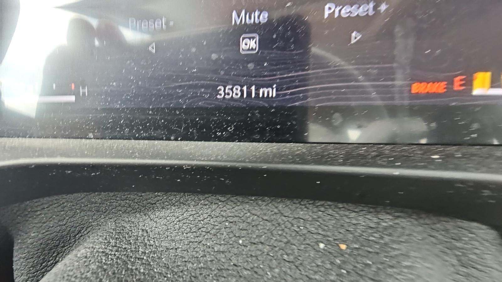 2023 Jeep Grand Cherokee Laredo AWD