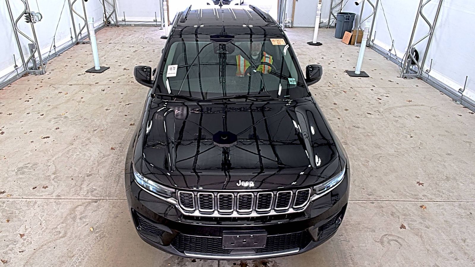 2023 Jeep Grand Cherokee Laredo AWD