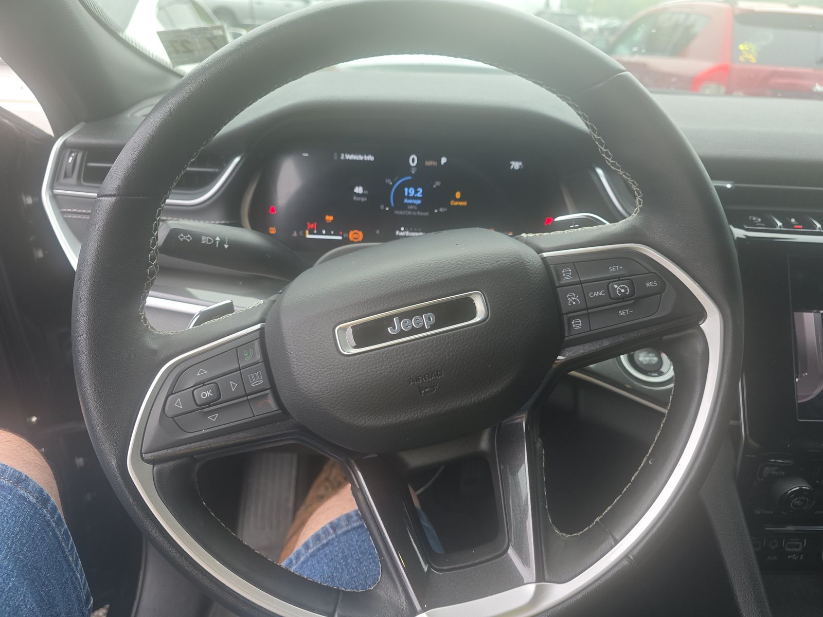 2022 Jeep Grand Cherokee Altitude AWD