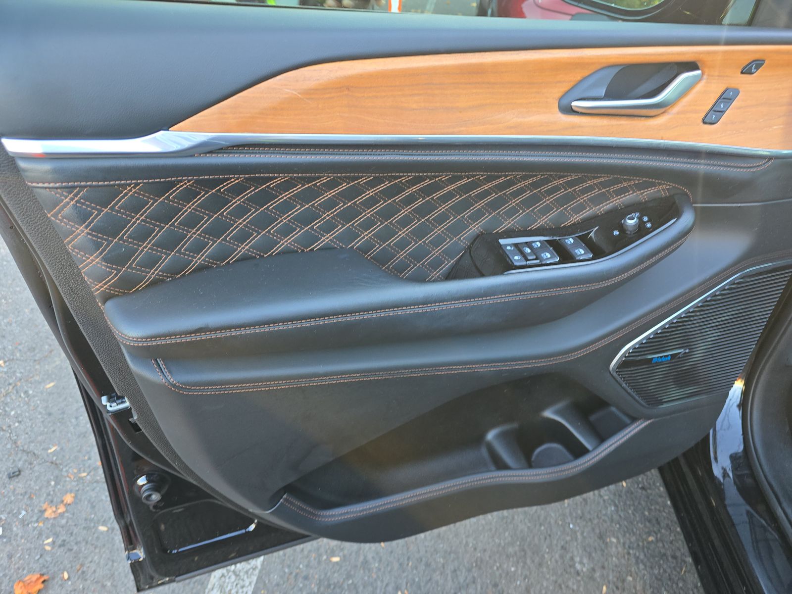 2022 Jeep Grand Cherokee Summit Reserve AWD