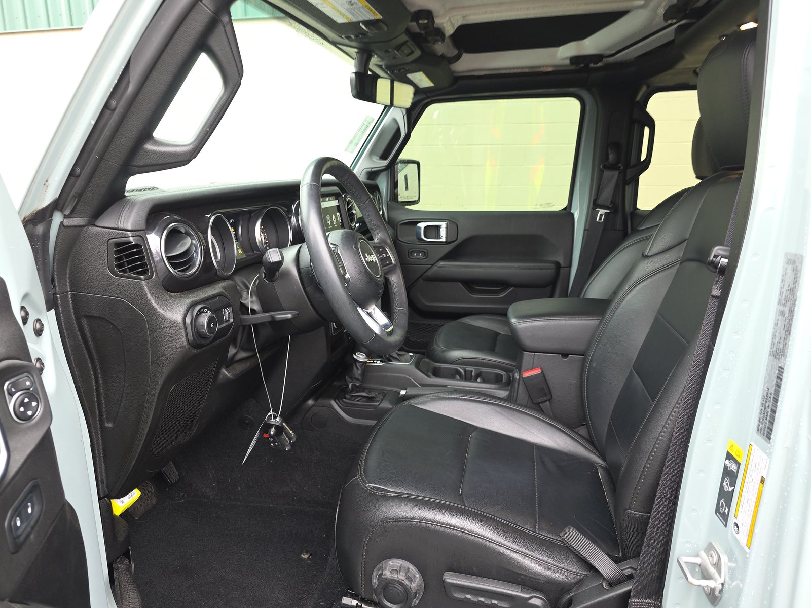 2023 Jeep Wrangler Sahara Altitude AWD