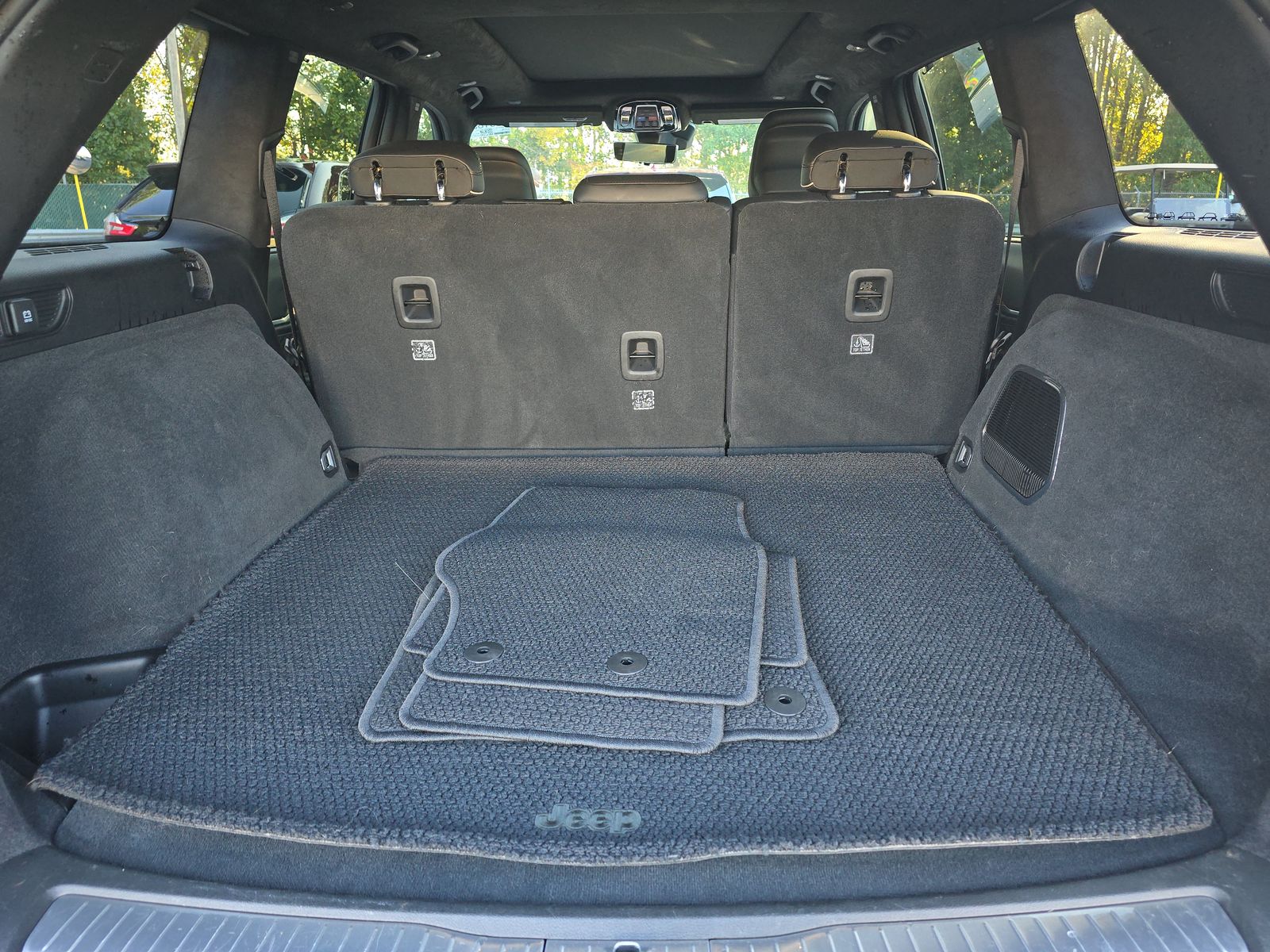 2022 Jeep Grand Cherokee Summit Reserve AWD