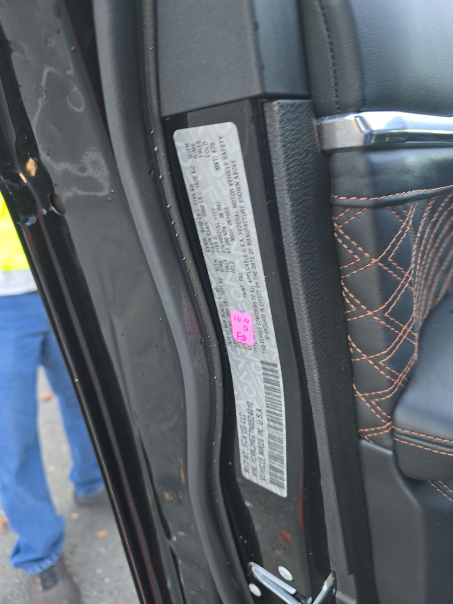 2022 Jeep Grand Cherokee Summit Reserve AWD