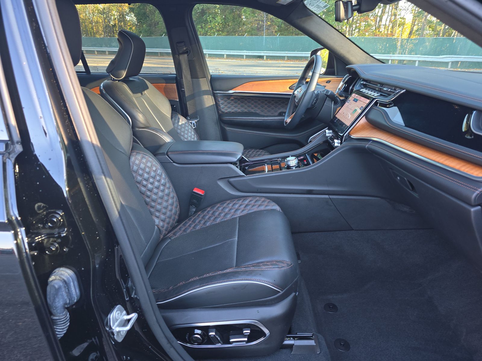 2022 Jeep Grand Cherokee Summit Reserve AWD