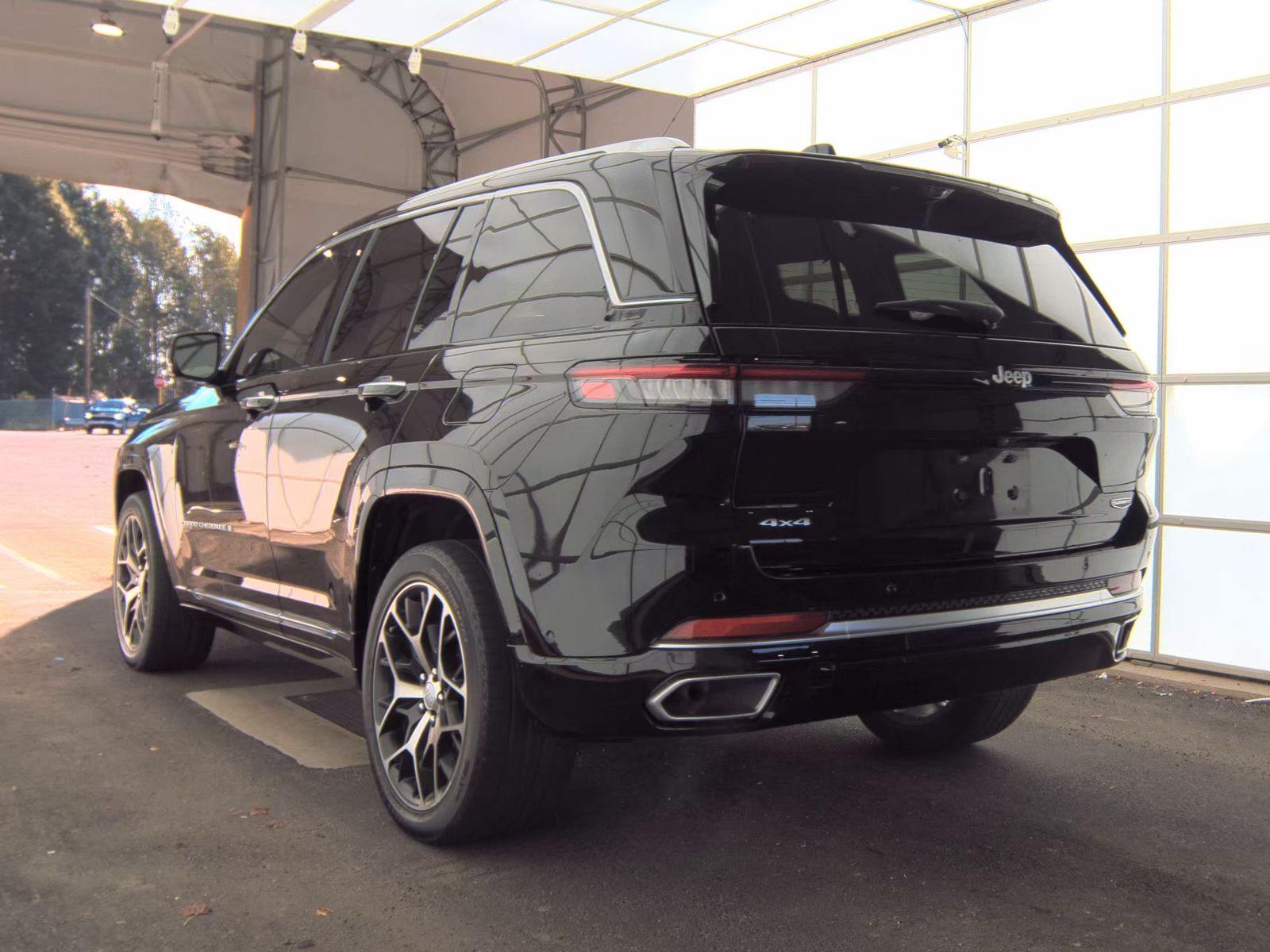 2022 Jeep Grand Cherokee Summit Reserve AWD