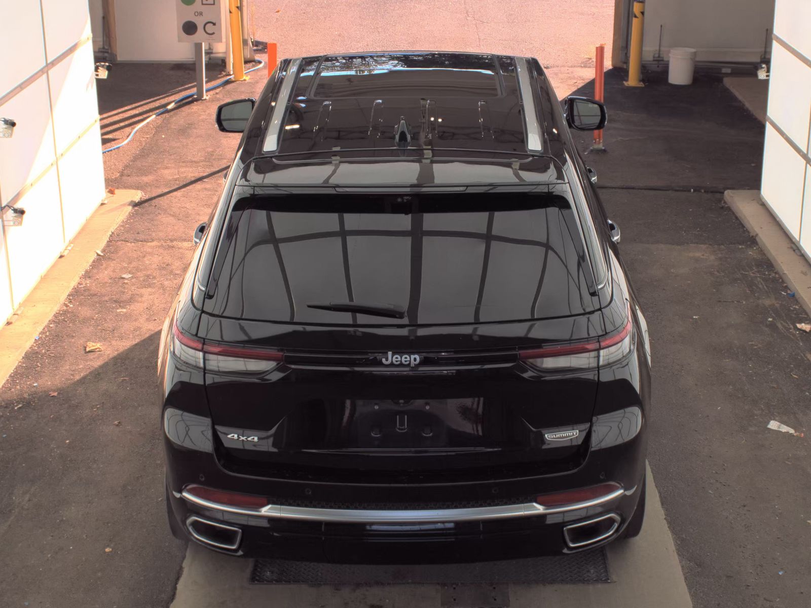 2022 Jeep Grand Cherokee Summit Reserve AWD